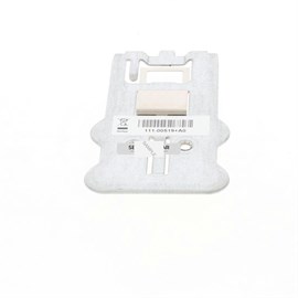 111-00519 Запчасти NetApp FAS32XX Cable Management Bracket 111-00519